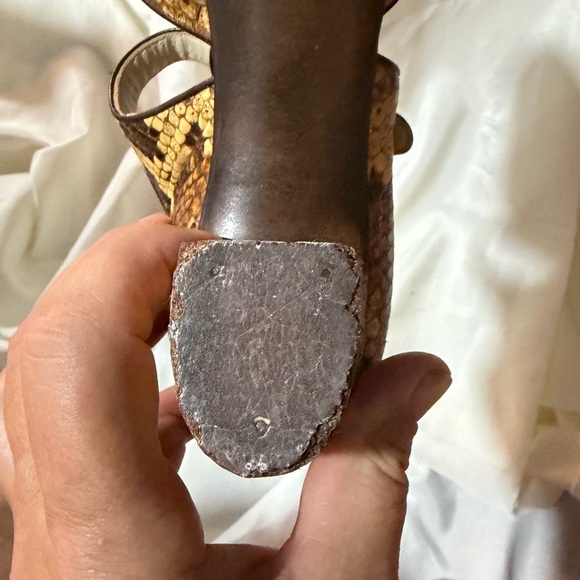 ✨ RARE Vintage Italian Python Snakeskin T-Strap Mary Jane Heels - Picture 10 of 11